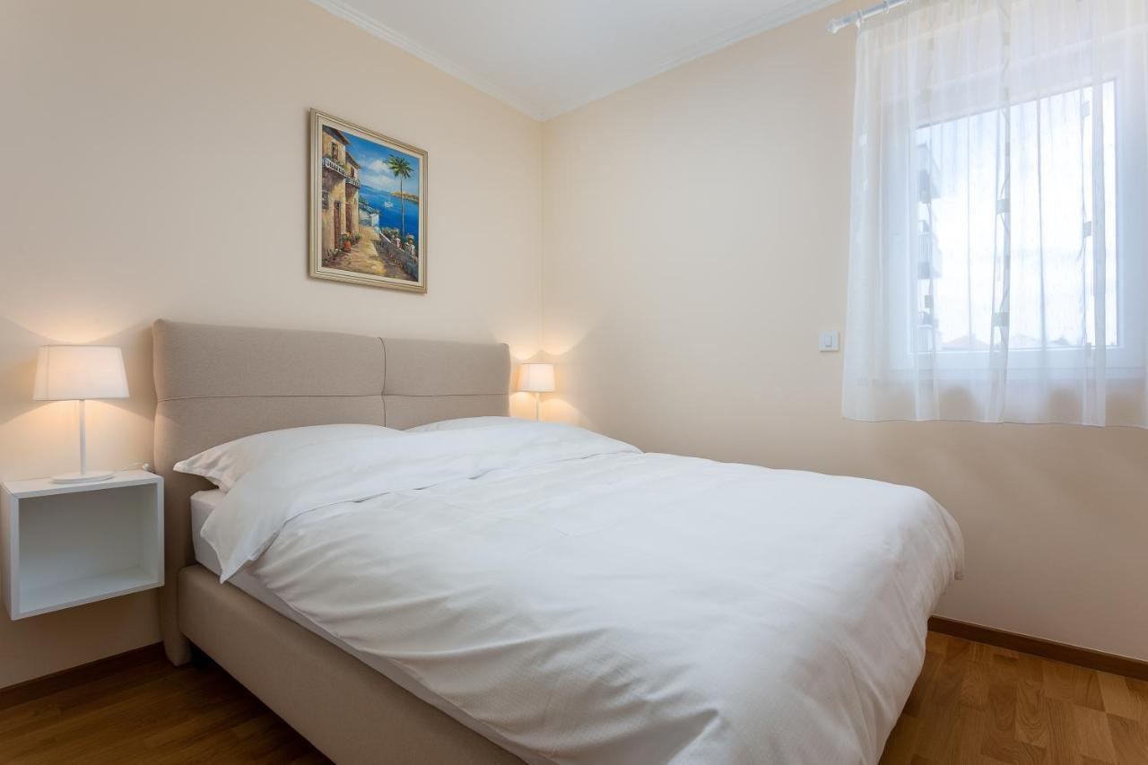 Gajo Deluxe Apartment Trogir Exterior photo